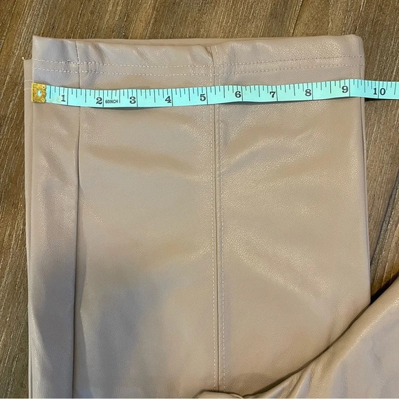 7 For All Mankind High Waisted Faux Leather Slim Leg Pant Taupe Sz S - Picture 13 of 13